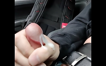 JAV Porn: So Much Cum Making My Hand Drip in the Car - VegasLife486