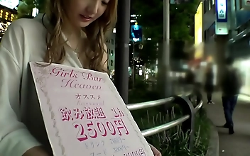 Outrageously Horny Kansai Gal with Too Dirty Moves! Her Sensitive Slender Body Squirts like a Maniac!