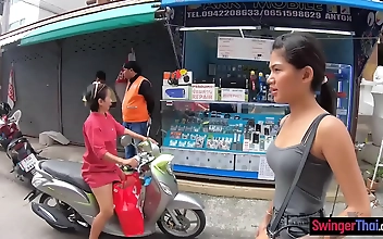 JAV Amateur: Adorable Petite Asian Teen Gets Lunchtime Delight with Her Boyfriend