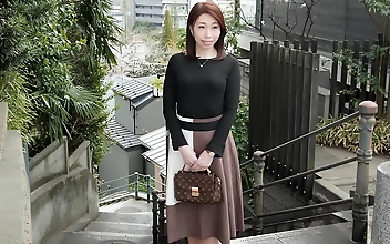 JAV Queen Miharu Hisamatsu s Sizzling Marriage Documentary: A True Alluring Experience!