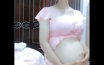 JAV Goddess Makes You Drool with Her Seductive Moves