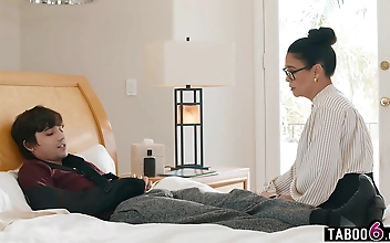 Sultry MILF Dana Vespoli Pampers Disabled 18yo Guy s Desires