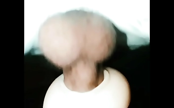 Conchita de goma late show, luscious Latin enchantress unleashes her sensuality in late-night show