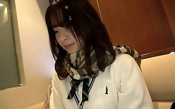 Outrageously Elegant J-Kei Beauties: Exclusive 18-Year-Old Amateur Hakedori Nakadashi