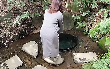 JAV Hatsumode Dominatrix Nurse Fun with Nakadashi Cuddling – A Must-Watch Video!