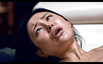 JAV Enchantress Rae Lil Black Gets Possessed by Sonya Blaze in Unforgettable XXX Scene