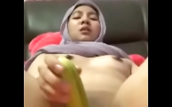 Relish Luscious Egyptian Beauty in Alluring Hijab: Colmek s Most Enticing JAV Collection!